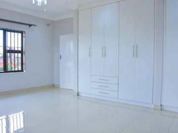 3 Bedroom Garden Flat