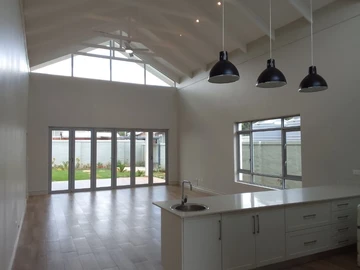 3 Bedroom Garden Flat