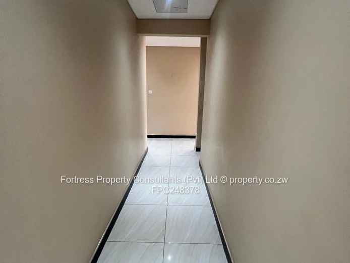 Emerald Hill: 3-Bed Tiled Home w/Solar, Water Tank