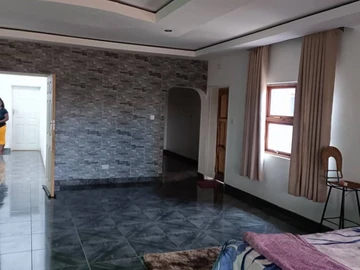7 Bedroom House