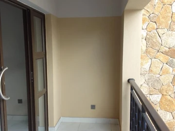 3 Bedroom Garden Flat