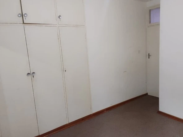 3 Bedroom Flat & Apartment