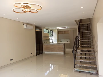 4 Bedroom Flat & Apartment