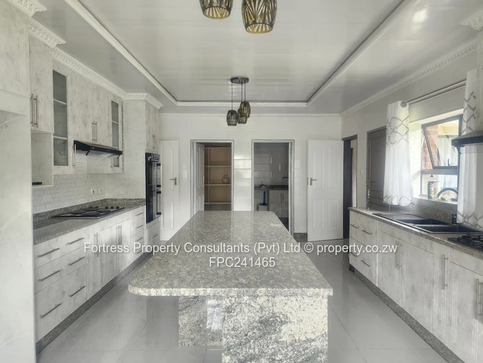 Upmarket Real Estate - Ruwa