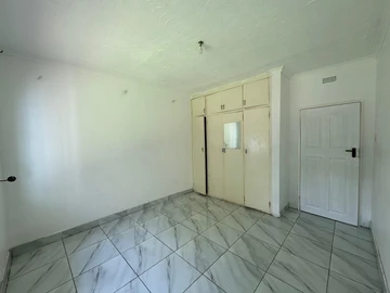 8 Bedroom House